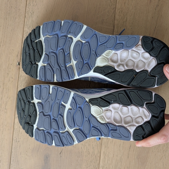 New Balance Women's Fresh Foam X 880 V12 Running Shoe, Night Air/Libra/Night Sky - Picture 4 of 4